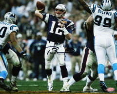 Tom Brady New England Patriots Signed Autographed 8" x 10" Photo Mounted Memories COA