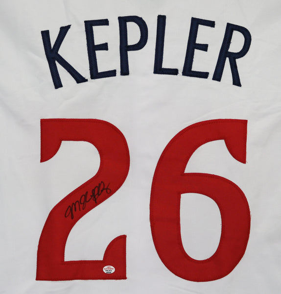 Minnesota Twins right fielder Max Kepler (26) signs autographs