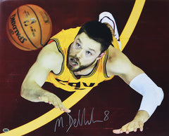 Matthew Dellavedova Cleveland Cavaliers Cavs Signed Autographed 16" x 20" Action Photo CAS COA