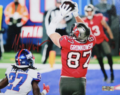 Rob Gronkowski Tampa Bay Buccaneers Signed Autographed 8" x 10" Catching Photo Heritage Authentication COA