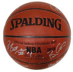 Chicago Bulls 2002-03 Team Signed Autographed Basketball
