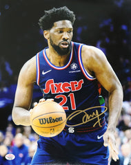 Joel Embiid Philadelphia 76ers Signed Autographed 8" x 10" Photo PAAS COA