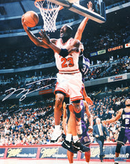Michael Jordan Chicago Bulls Signed Autographed 8" x 10" Photo Authenticated Ink COA