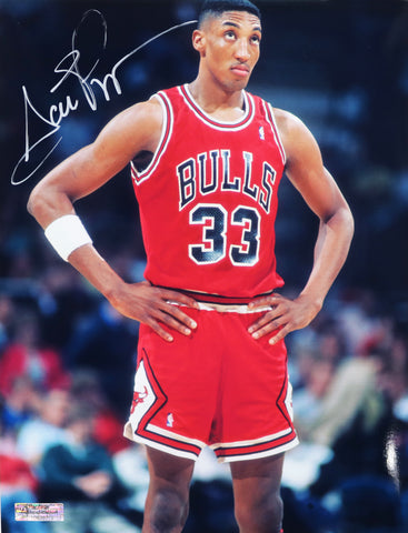 Scottie Pippen Chicago Bulls Signed Autographed 8-1/2" x 11" Photo Heritage Authentication COA