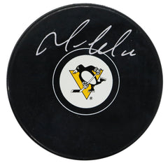 Mario Lemieux Pittsburgh Penguins Signed Autographed Penguins Logo NHL Hockey Puck Global COA with Display Holder