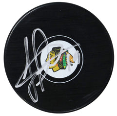 Jonathan Toews Chicago Blackhawks Signed Autographed Blackhawks Logo NHL Hockey Puck Global COA with Display Holder