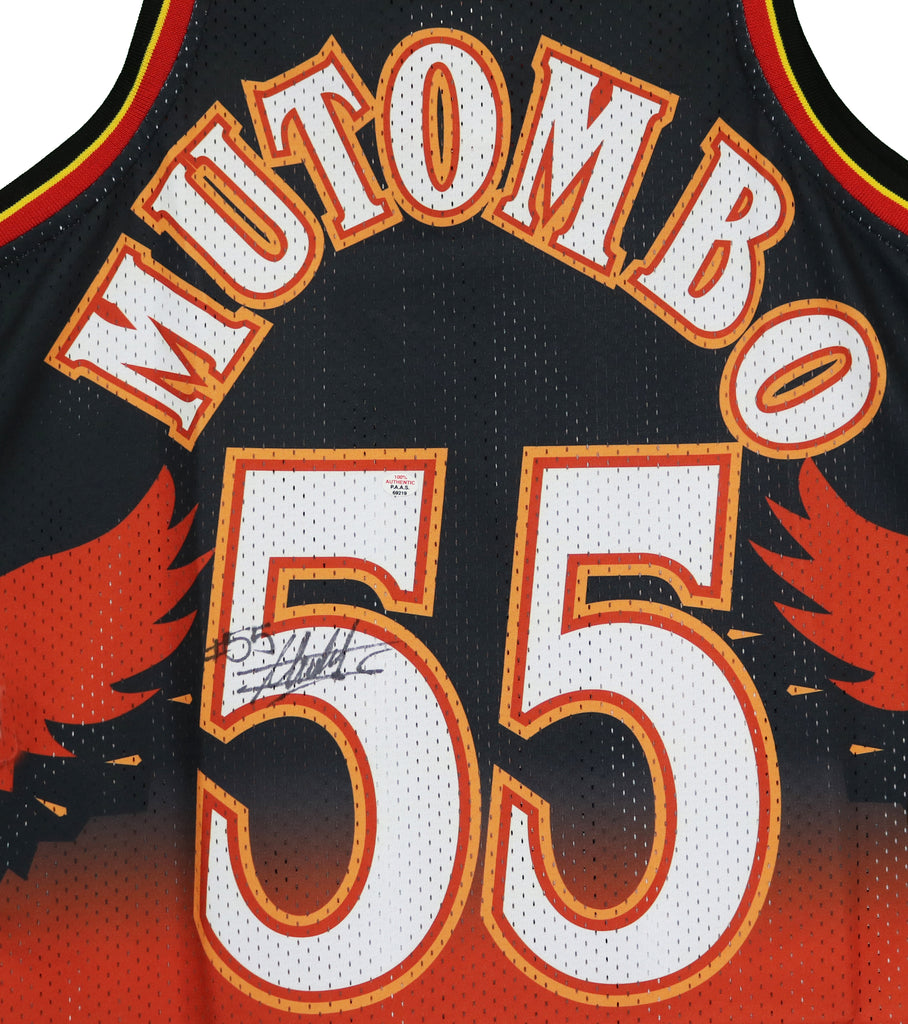 Dikembe Mutombo Signed Atlanta Hawks Mitchell & Ness XL Jersey Beckett 36890