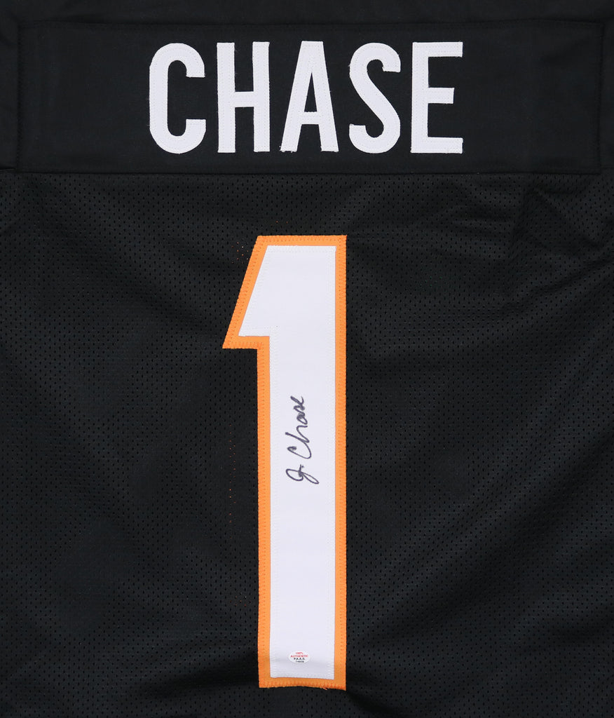 Ja'Marr Chase Signed Custom Black Pro Style Football Jersey BAS