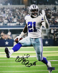 Ezekiel Elliott Dallas Cowboys Signed Autographed 8" x 10" Photo Heritage Authentication COA