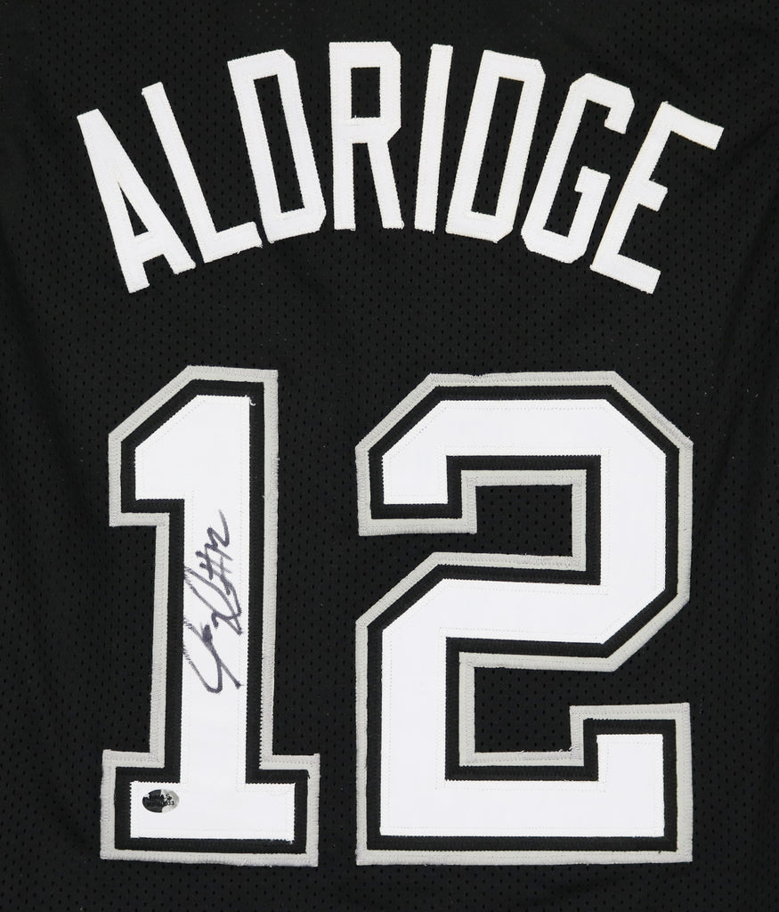 2016-17 LaMarcus Aldridge Game Worn San Antonio Spurs Jersey from, Lot  #56971