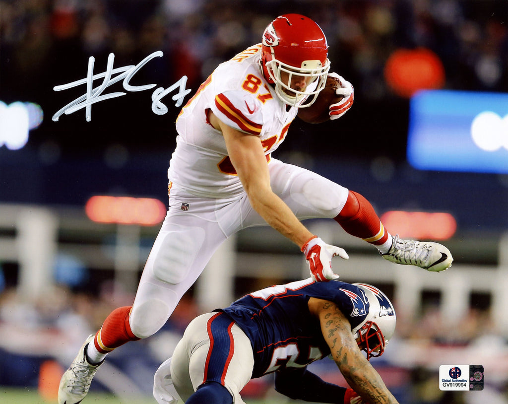 Travis Kelce Kansas City Chiefs Autographed 8'' x 10'' Red Jersey