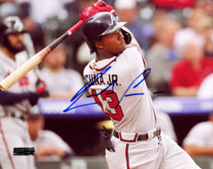 Ronald Acuna Jr. Atlanta Braves Signed Autographed 8" x 10" Photo Heritage Authentication COA