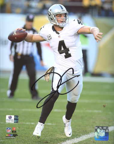 Derek Carr Oakland Raiders Signed Autographed 8" x 10" Thowing Photo Global COA