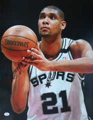 Tim Duncan San Antonio Spurs Signed Autographed 11" x 14" Photo PAAS COA