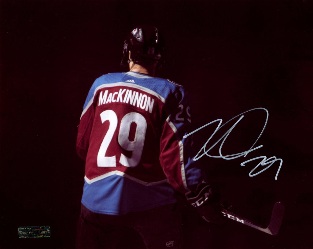 Nathan MacKinnon Colorado Avalanche Signed Autographed 8 x 10 Photo –