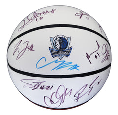 Dallas Mavericks 2015-16 Team Signed Autographed White Panel Basketball