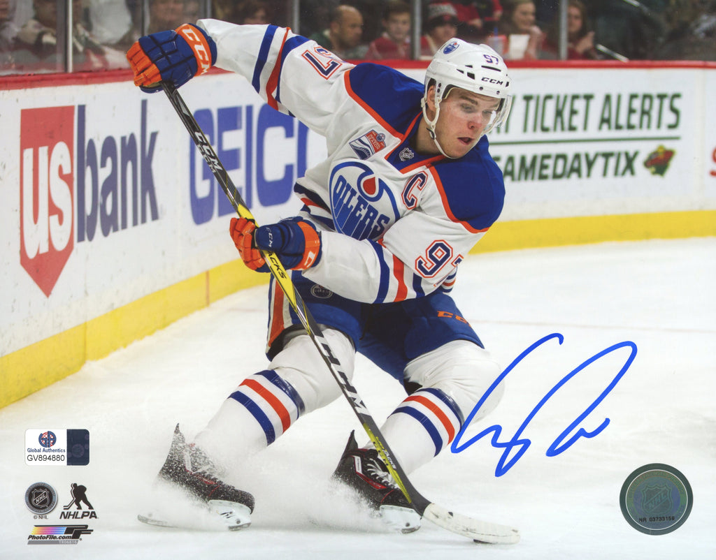 Connor McDavid Signed Edmonton Oilers Hockey Jersey Autographed