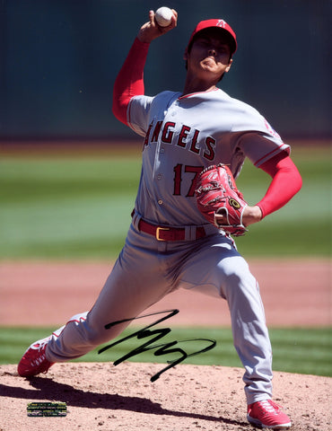 Shohei Ohtani Los Angeles Angels Signed Autographed 8-1/2" x 11" Pitching Photo Heritage Authentication COA