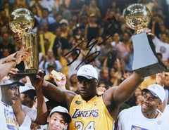 Shaquille O'Neal Los Angeles Lakers Signed Autographed 11" x 14" Championship Trophy Photo PAAS COA
