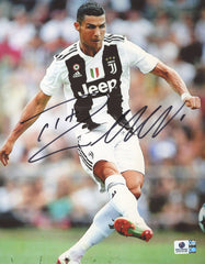 Cristiano Ronaldo Juventus Signed Autographed 8" x 10" Photo Global COA